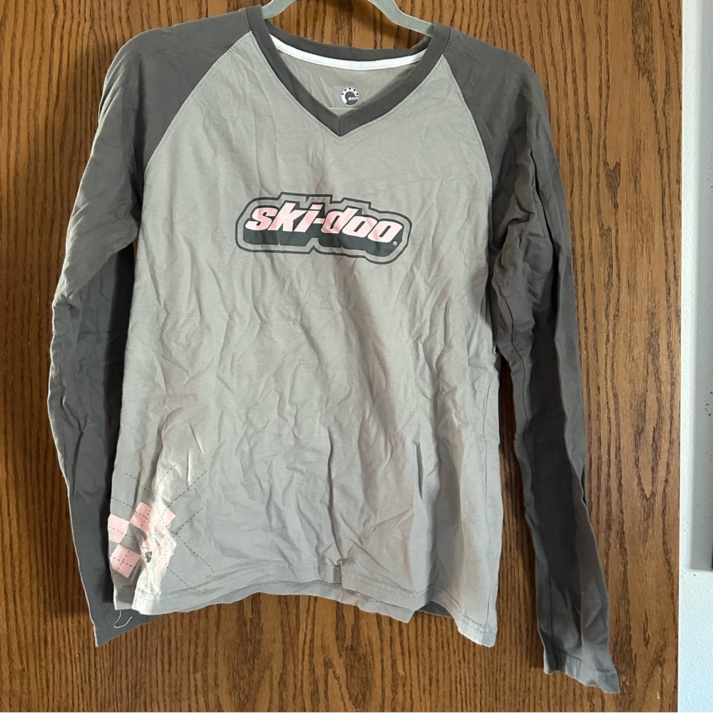 BRP Ski-Doo Ladies pink and gray graphic long sleeved shirt size L